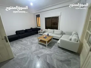  3 شقة مفروشه سوبر ديلوكس في شارع الجامعه للايجار