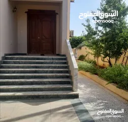  3 فيلاه للايجار في طابلينو موقع ممتاز 