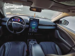  9 فورد موستنج بريميوم