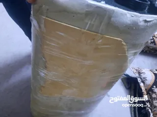  2 بازوقه العقرب اب حال الوكاله لون الأحمر الخشب ضعيف