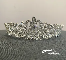  2 Crown or tiara (new in box)