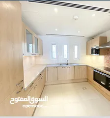  3 Luxury town house for rent in almouj 3bedroom