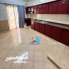  7 AL HAIL  WELL MAINTAINED 5+1 BR VILLA