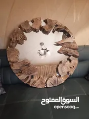  8 تحف خشبية يدوية