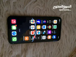  1 ايفون x بحال جيدة