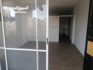  6 مكاتب للايجار
