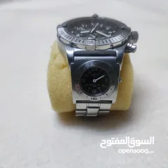  5 ساعة بريتلنج مع UTC