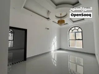  5 فــــيــــــــــــلا للـــــبيـــــع اول ســـــاكــــن مــــكــــونه مــن 7 غـــــرف و 10 حـــمامات