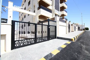  1 شقه ارضي 200 م مع تراس 45 م مع مدخل خاص للبيع من المالك بسعر مغري مرج الحمام الحمزة للاسكان