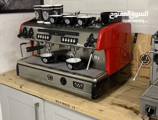  1 مكينة قهوة إيطاليا  la spaziale S5 + مكينة التحليل+