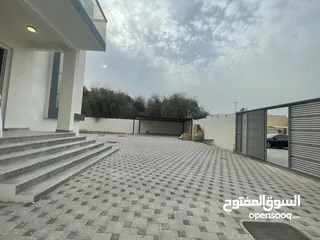  3 6 bedroom villa available for rent in Al jurf Ajman with good price 140.000 only