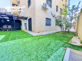  8 شقة مفروشة مع حديقة ومدخل خاص خلف الانجيلية