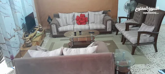  6 عفش للبيع بسعر لقطة 250