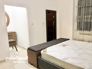  4 شقة للبيع مع العفش