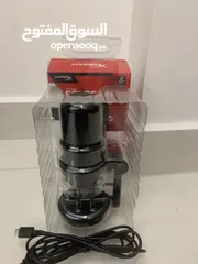  6 Hyperx solo cast microphone and stand