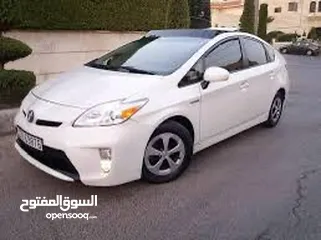  2 Toyota Prius 2015
