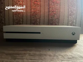  2 Used Xbox One S + 2 Controllers  + 5 Games (Fifa 21 & Forza) – Excellent Condition