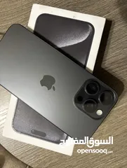  1 ايفون15برو ماكس 2950 شبه جديد وبحالة ممتازة جدا مع شاحن الأصلي كامل وسماعات وكفچر اصلي لشحن لاسلكي.