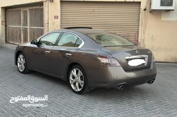  3 Nissan maxima 2012 full option neat and clean car