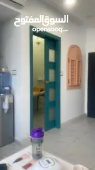  3 غرفة بمركز تجميل للايجار