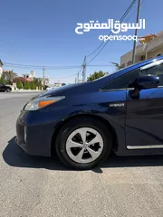  11 Toyota Prius 2015