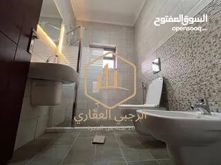  3 شقة / للايجار / 3نوم / طابق اول من فيلا / 200 متر / دابوق