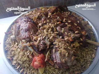  4 شيف طباخ شرقي وغربي وسلطات ابحث عن عمل خبره في الاكل العربي والسلطات خبره في الفندق وشركه