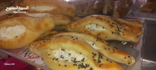  15 مشروع مطعم معجنات وبيتزا متكامل للبيع مع كافة المعدات الجديدة ورخصة مطعم شامل،بداعي العودة إلى سوريا