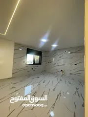  10 بالاقساط ثالث مع روف باطلاله رائعه في تلاع العلي بتشطيب فندقي