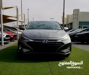  5 Hyundai Elantra 2020