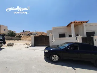  4 شبه فيلا في ارقى مناطق شومر