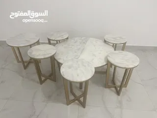  4 طاولة رخام مع 5 طاولات تقديم و طاوله جانب