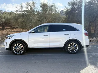  3 كيا سورينتو 2017 فل الفل 4/4 لون ابيض لؤلؤ داخيله لون عسلي