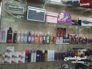  29 بضاعة محل هدايا وعطور واكسسوارات وشنط وساعات