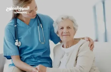  10 ممرض منزلي ورعاية كبار السن