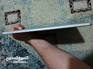  4 آيباد جيل ثامن للبيع iPad 8 بمساحه 128 جيجا باقل سعر ،للبيع فقط