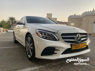  4 Mercedes benz C300 2019