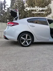  3 كيا K3 / موديل 2017 /فحص نخب / عداد قليل / ماتور 1600 تيربو / ديزل / اقتصاديه