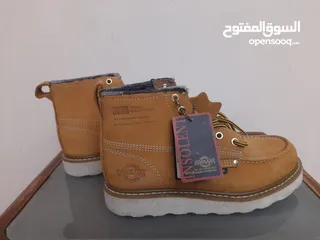  4 حذاء INSOLENT 44