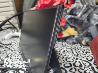  9 xbox series S and شاشه محموله