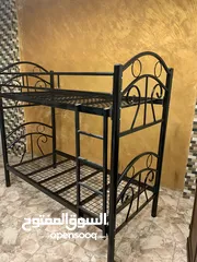  1 تخت طابقين  طابقين حديد