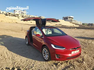  1 تيسلا موديل X 2020
