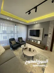  1 شقة مفروشة بعفش مميز  لم تسكن في أجمل مناطق عبدون