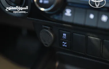  17 Toyota Hilux 2023 اوروبي