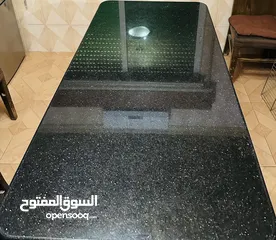  4 طاولة مطبخ جرانيت للبيع بسعر مناسب جدا جدا