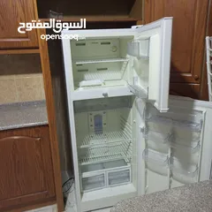  15 شقة مفروشة أرضية للايجار في ضاحية الرشيد 4 مكيفات بكل غرفة مكيف وبئر ماء خاص للشقة