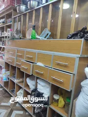  3 طاولة قهوه ومكسرات