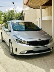  3 كيا 2018 K3 ولا اي ملاحظة فحص كامل فل إضافات ما عدا فتحة وشرا ما بنقصر معه سيارة اول مالك في الاردن
