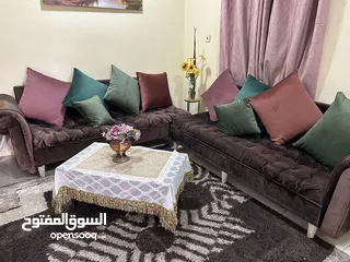  1 كنب زاوية شبه جديد للبيع