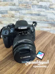  1 بيع كاميرا مستعمل شبه جديد canon 700D